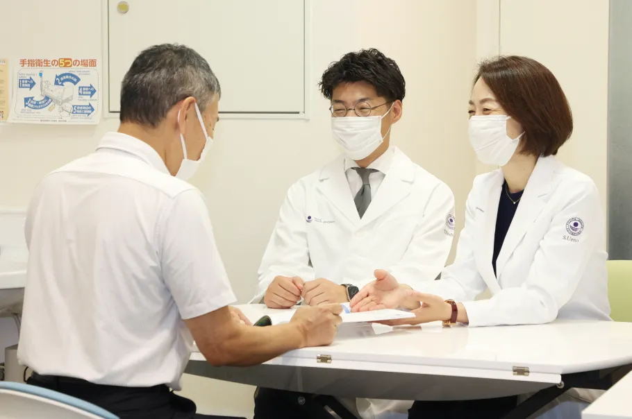 がんセンター専門外来の様子